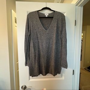 Old Navy dark gray v neck waffle tunic